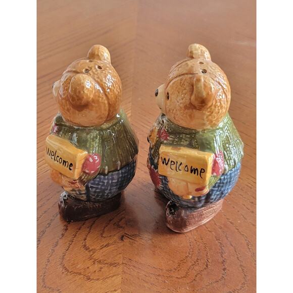 VTG CKAO Salt and Pepper Shaker Country Welcome Bears Ceramic Cute Country Decor - Picture 5 of 9